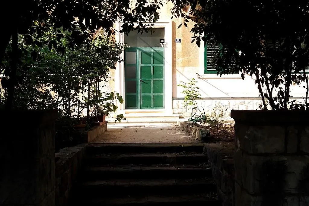 Peacock Apartment Split Croatia